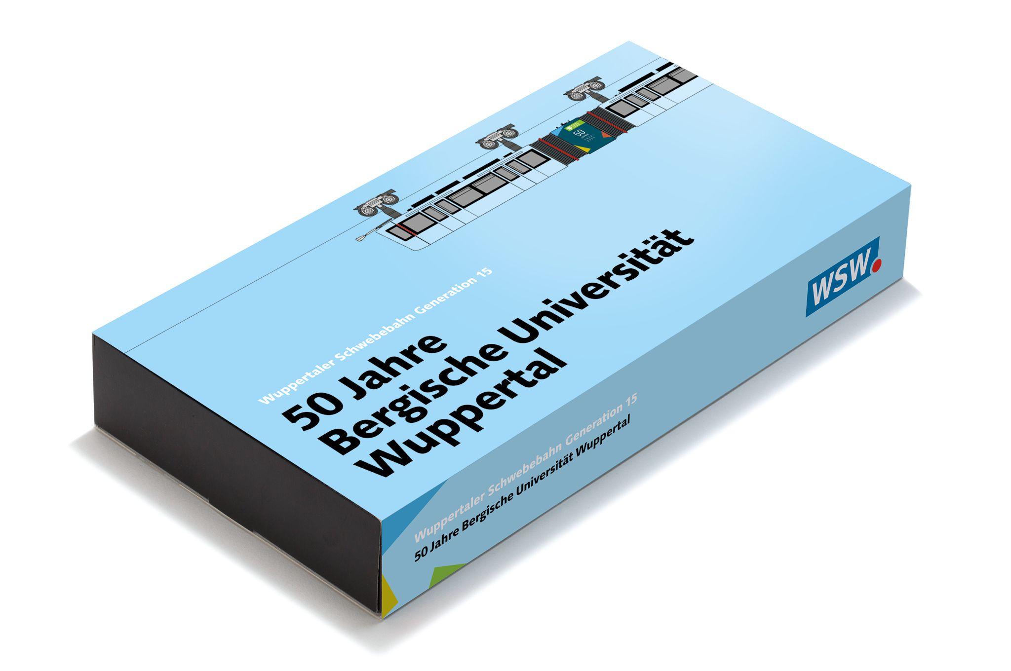 Umkarton des Schwebebahnmodells "50 Jahre Bergische Universität Wuppertal"