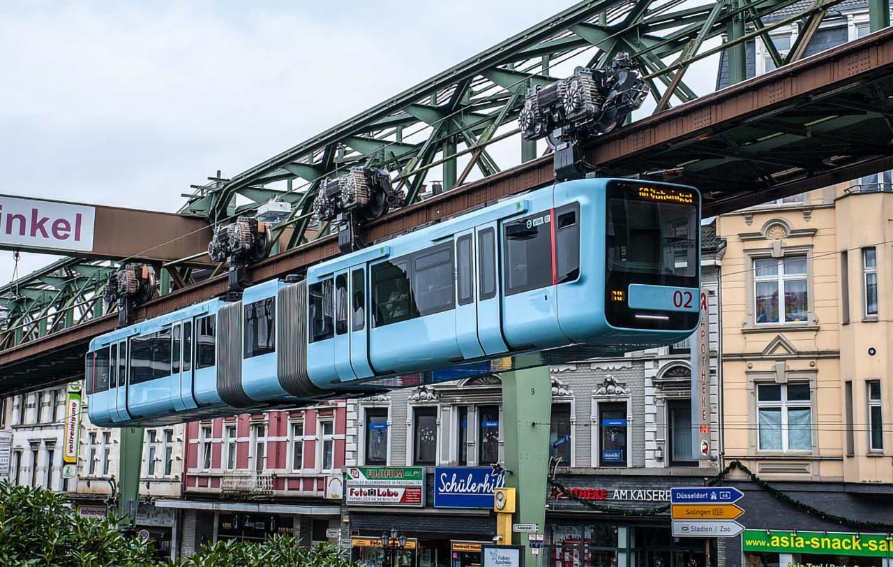 Wagen 02 auf der Straßenstrecke in Vorhwinkel