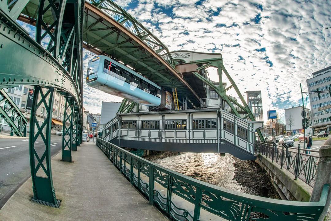 Schwebebahn Infos zur Station Werther Brücke